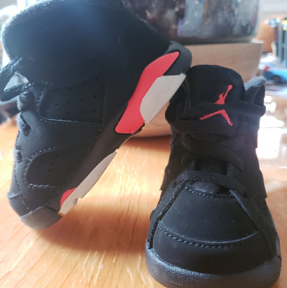 Jordan 6 Retro Infrared